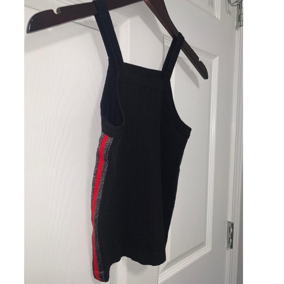 Stretchy Ribbed Razorback - Picture 8 of 11